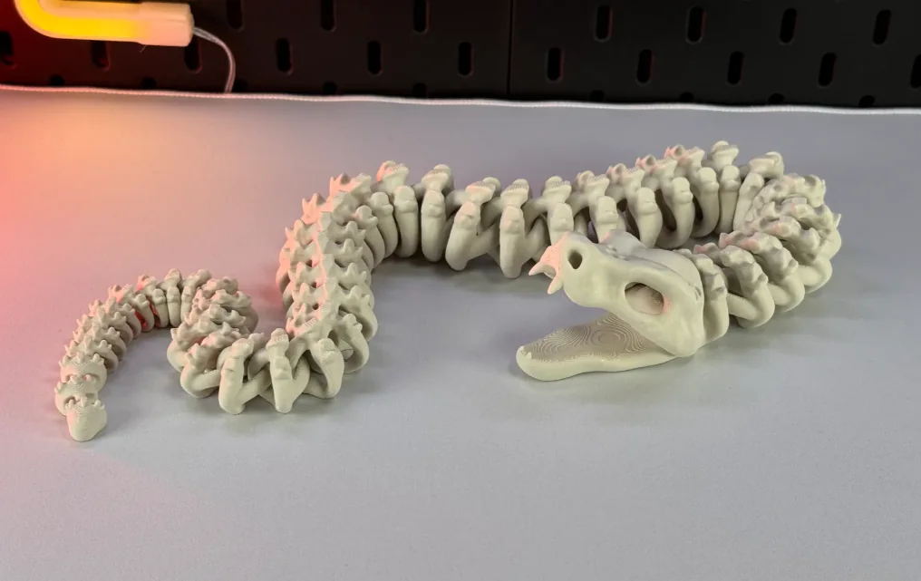 Serpiente Articulada Grande - Makers 3D